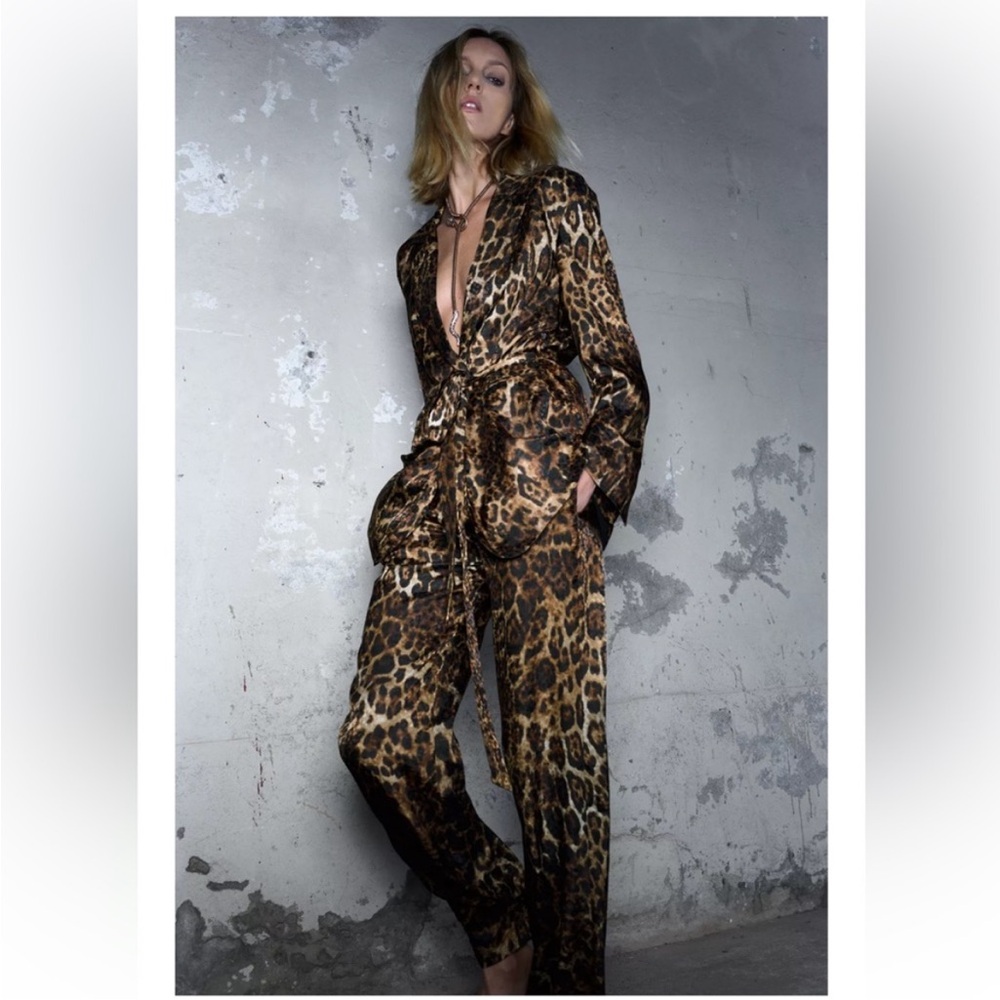 ZARA 2 PIECES MATCHING SET ANIMAL PRINT JACQUARD BLAZER AND STRAIGHT-LEG PANTS